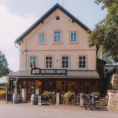 Hotel Kortus Jetřichovice エクステリア 写真