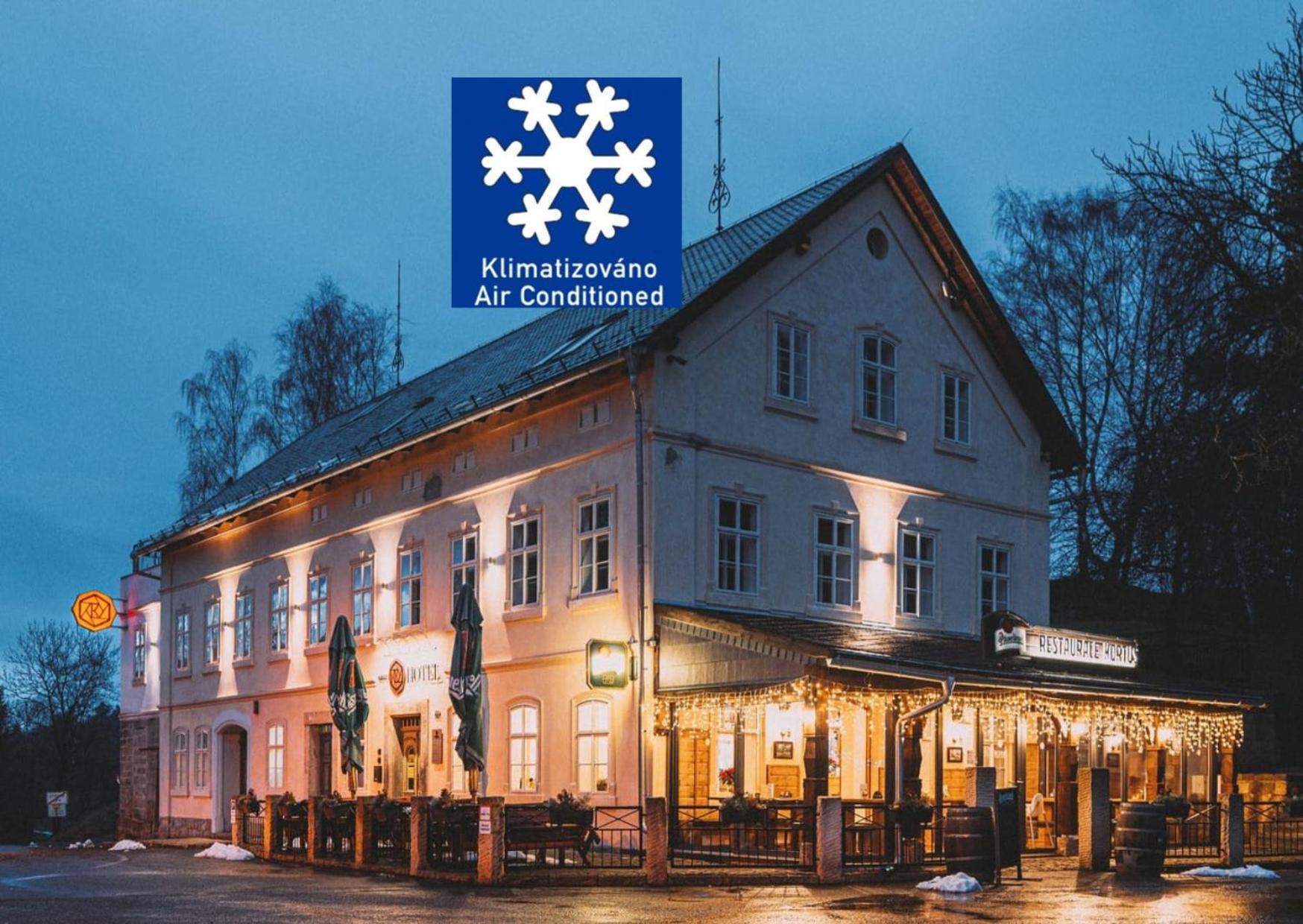 Hotel Kortus Jetřichovice エクステリア 写真