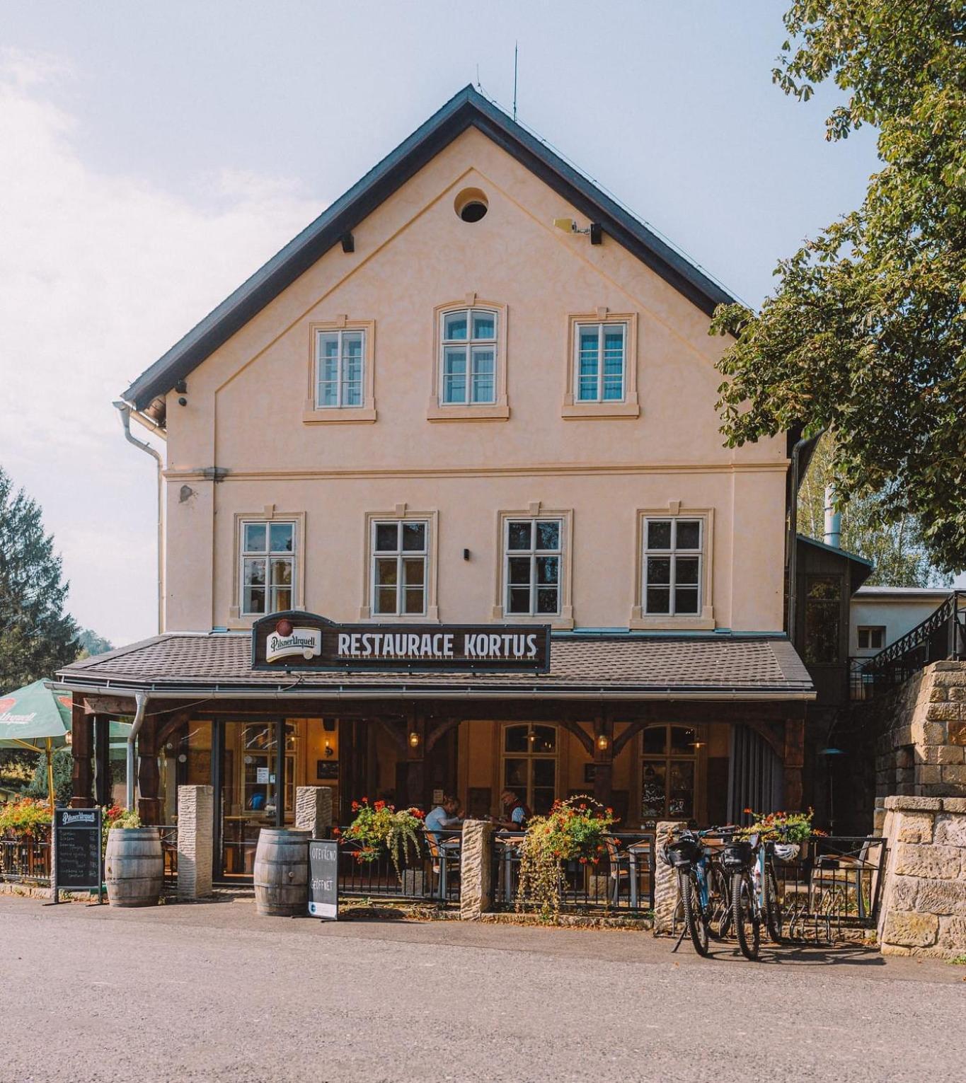 Hotel Kortus Jetřichovice エクステリア 写真