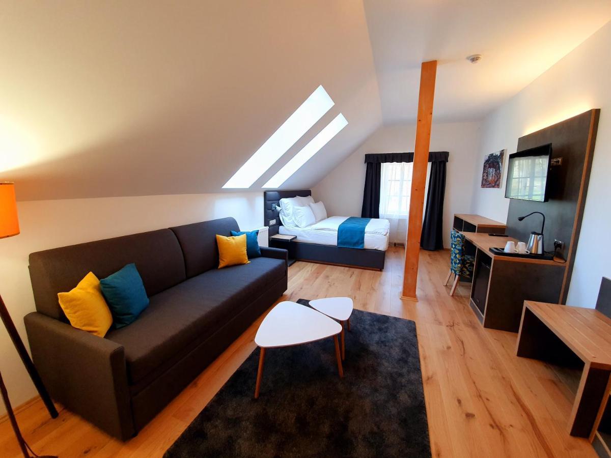 Hotel Kortus Jetřichovice エクステリア 写真