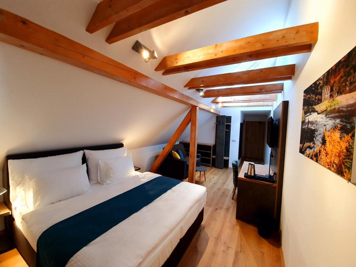 Hotel Kortus Jetřichovice エクステリア 写真