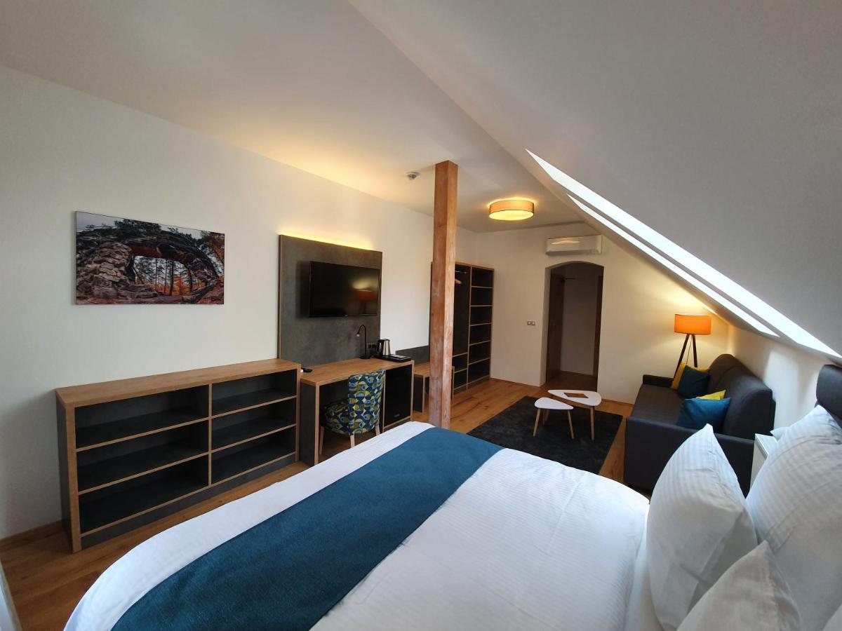 Hotel Kortus Jetřichovice エクステリア 写真